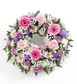 Mixed Loose Wreath